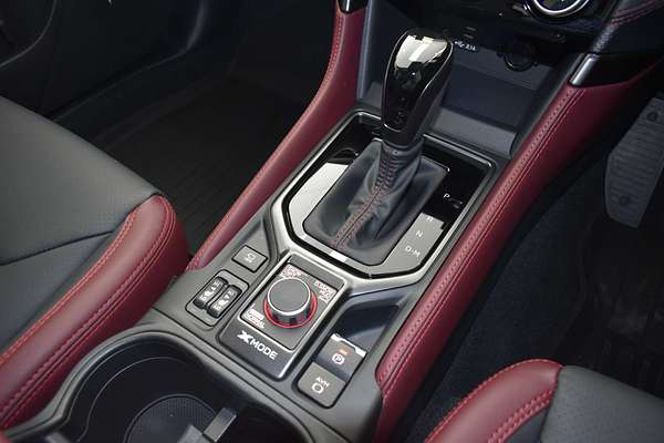 2025 Subaru Forester STI Sport S5