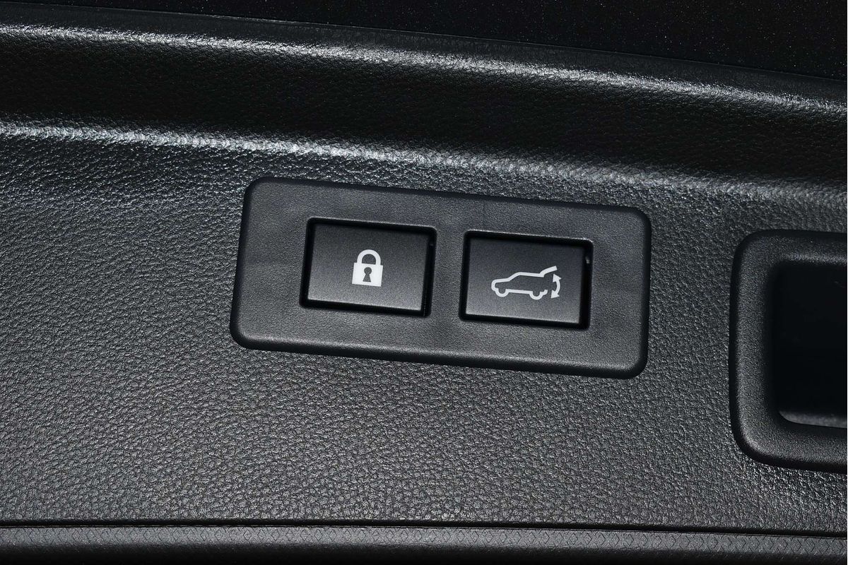 2025 Subaru Forester STI Sport S5