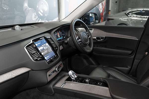 2023 Volvo XC90 Ultimate B6 Bright