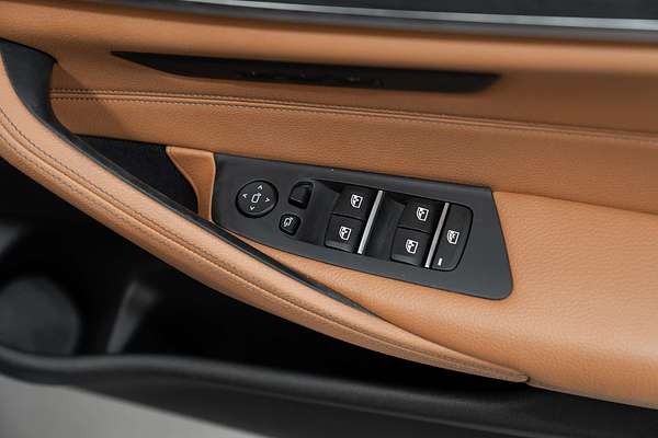 2021 BMW 5 Series 520i M Sport G30 LCI