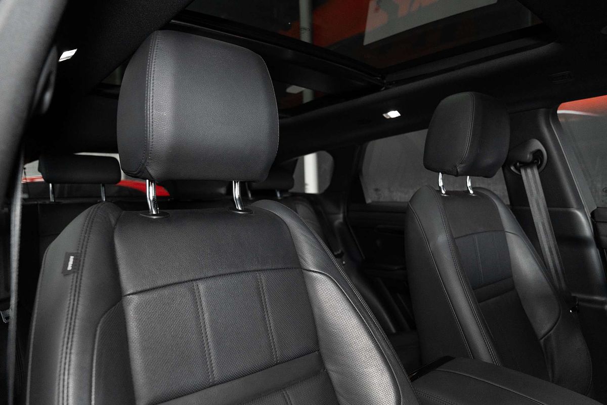 2022 Land Rover Range Rover Evoque P250 R-Dynamic SE L551