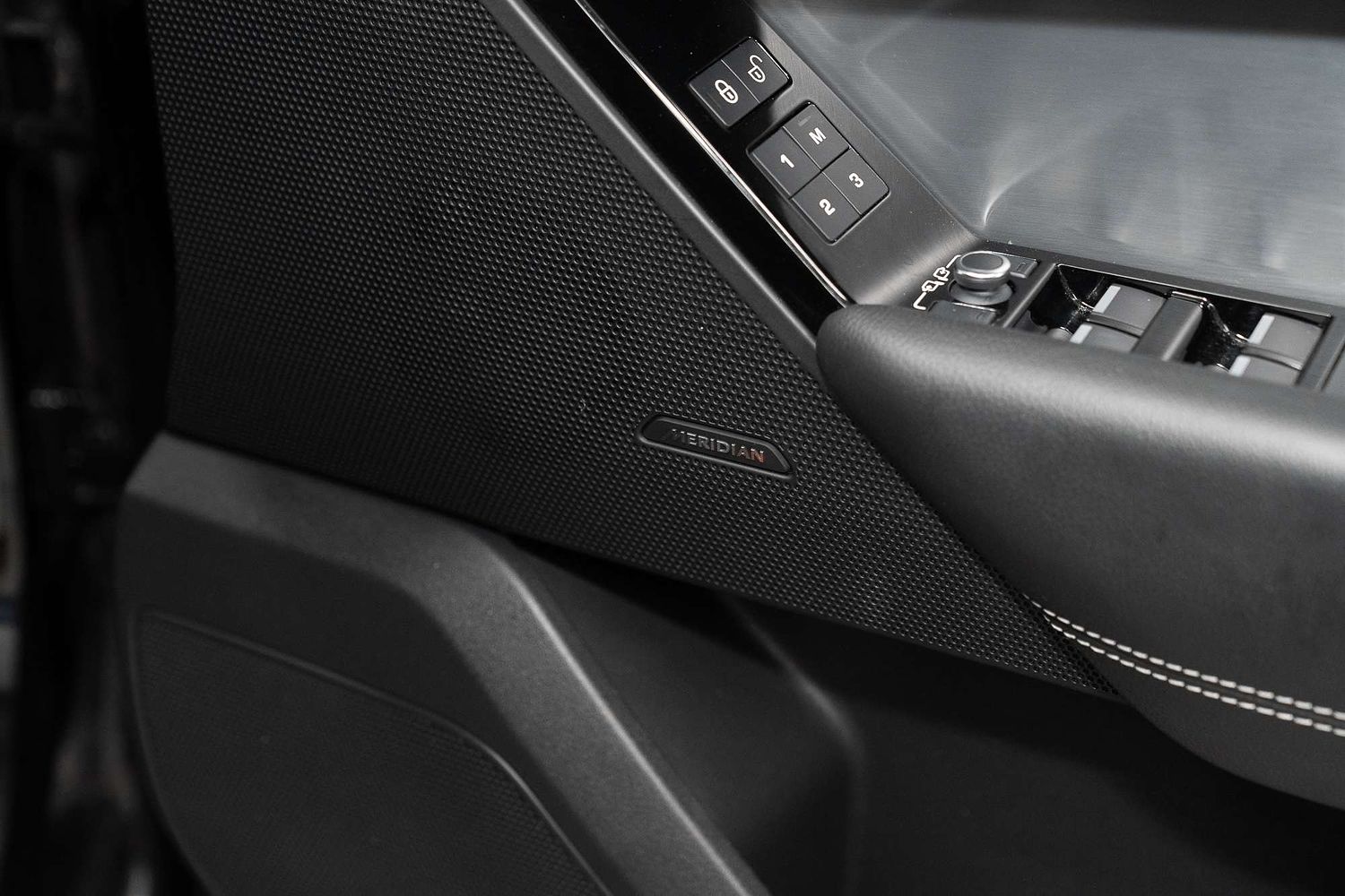 2019 Land Rover Range Rover Velar P250 R-Dynamic S