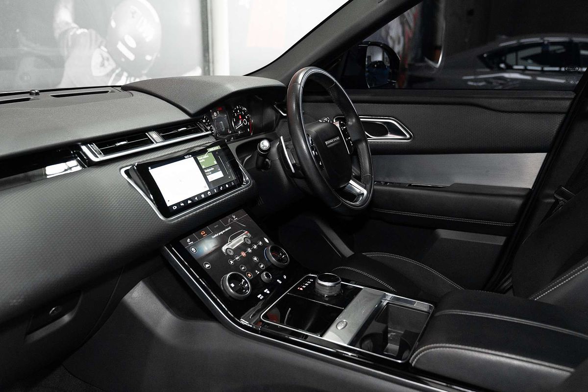2019 Land Rover Range Rover Velar P250 R-Dynamic S L560