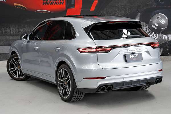2018 Porsche Cayenne Turbo 9YA