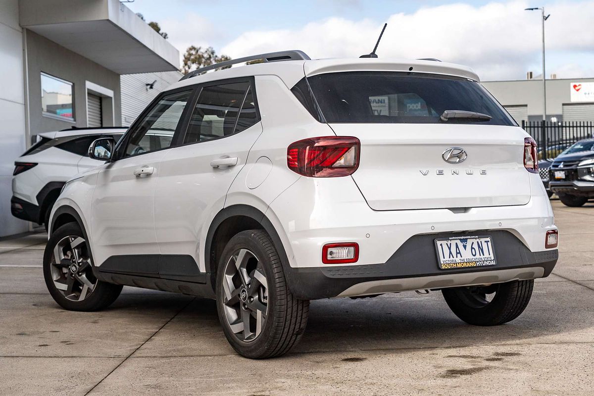 2022 Hyundai Venue Elite QX.V5