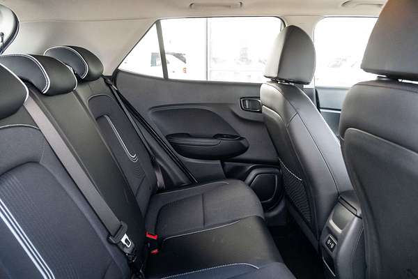 2022 Hyundai Venue Elite QX.V5