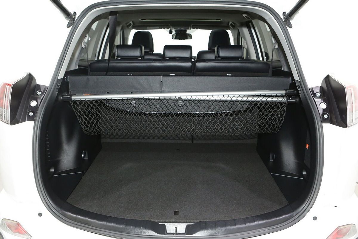 2018 Toyota RAV4 Cruiser ASA44R
