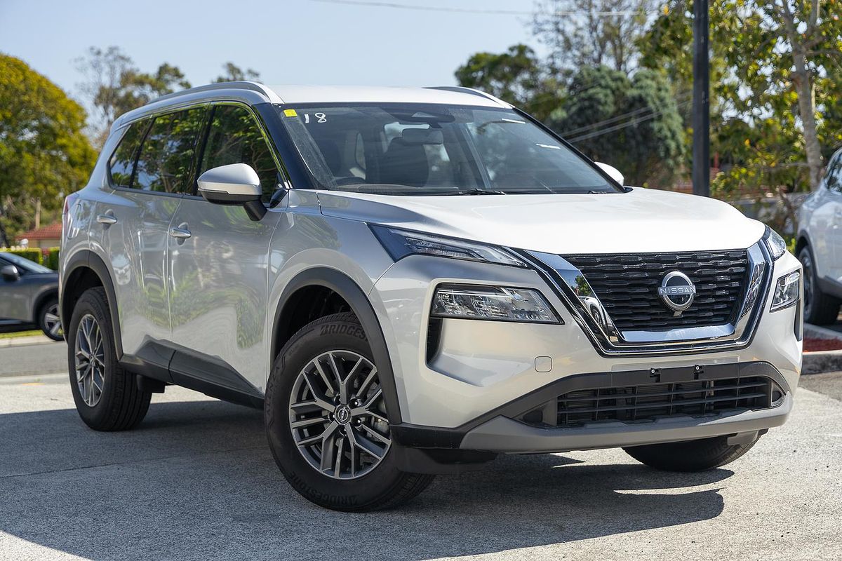 2024 Nissan X-TRAIL ST T33