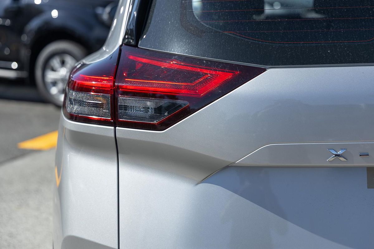 2024 Nissan X-TRAIL ST T33