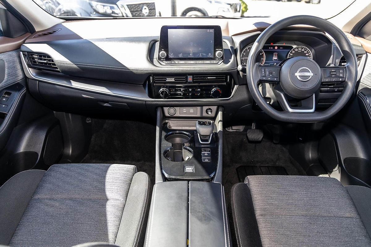 2024 Nissan X-TRAIL ST T33