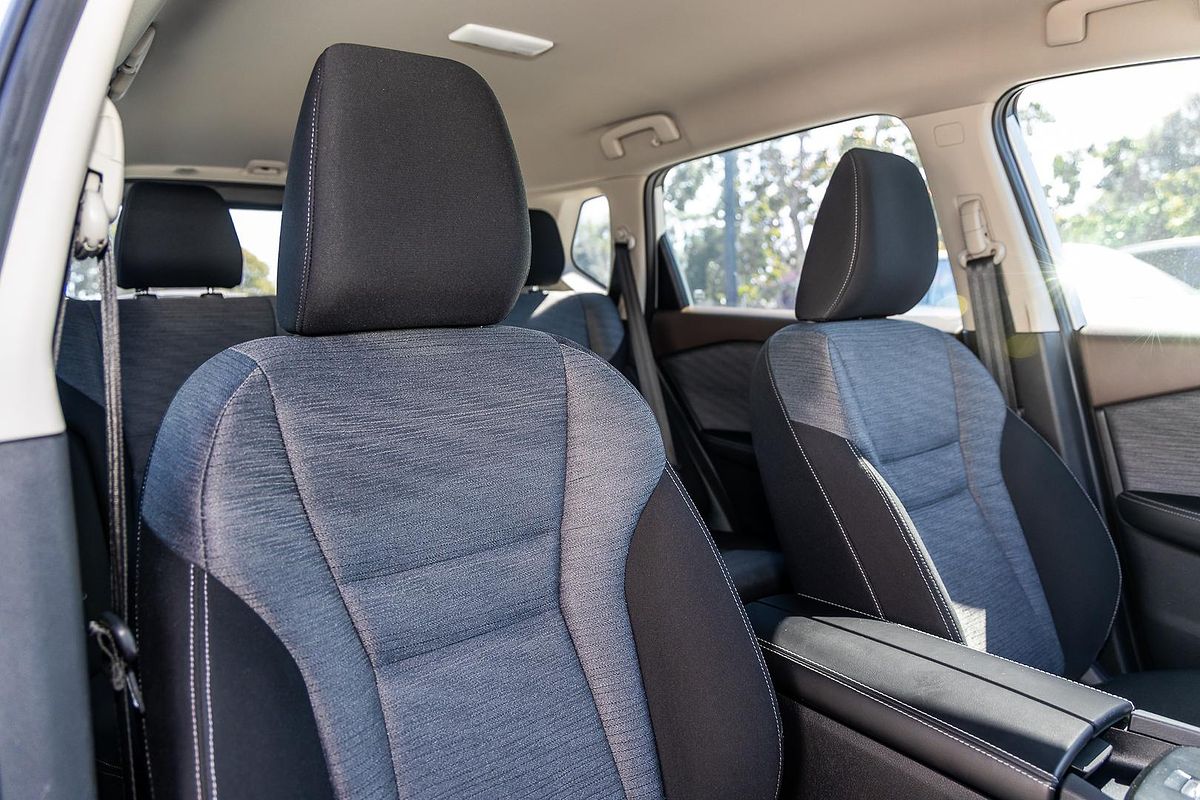 2024 Nissan X-TRAIL ST T33