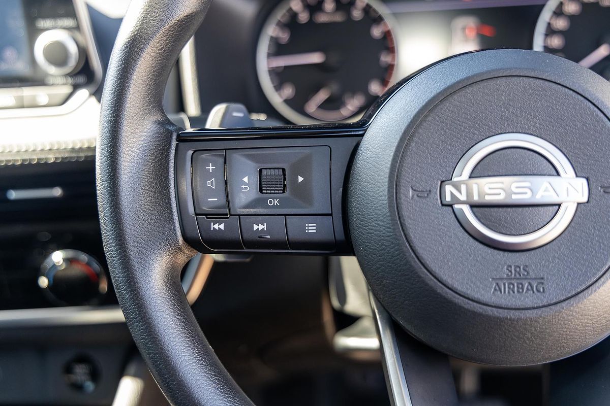 2024 Nissan X-TRAIL ST T33