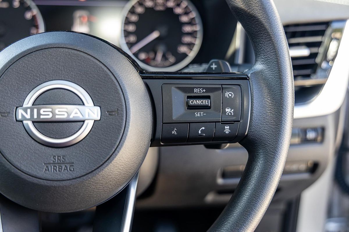 2024 Nissan X-TRAIL ST T33