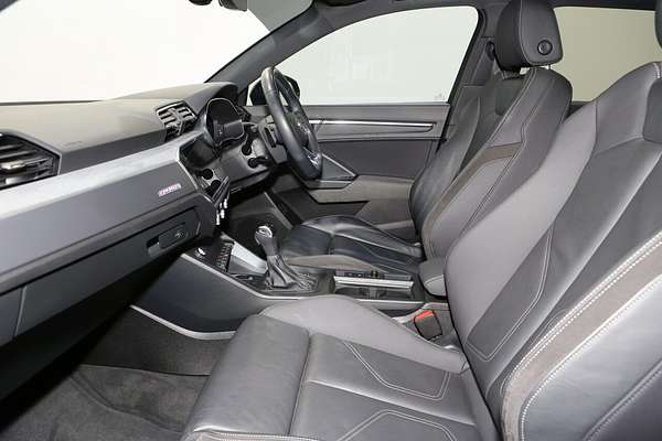 2020 Audi Q3 40 TFSI S line F3