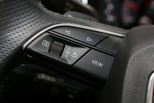 2020 Audi Q3 40 TFSI S line F3