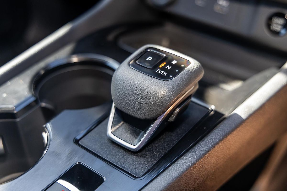 2024 Nissan X-TRAIL ST T33