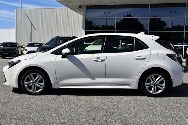 2021 Toyota Corolla Ascent Sport MZEA12R