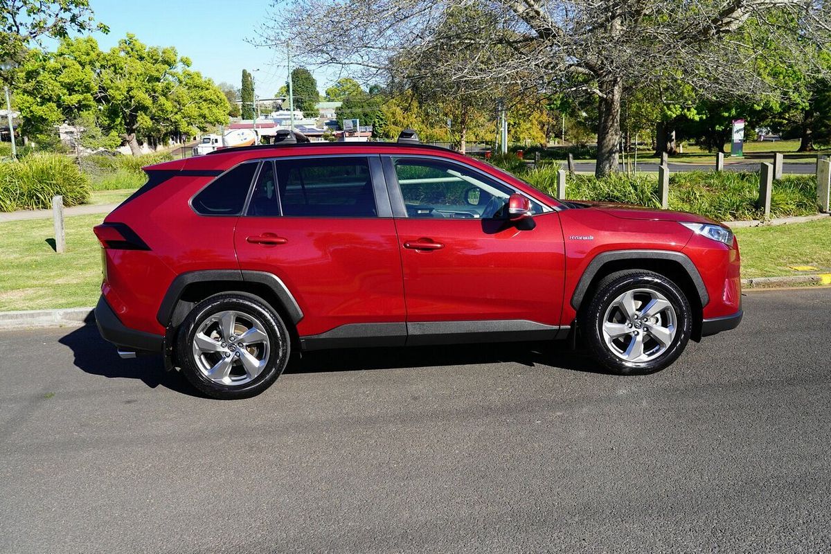 2020 Toyota RAV4 GXL AXAH52R