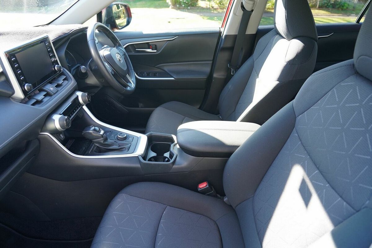 2020 Toyota RAV4 GXL AXAH52R
