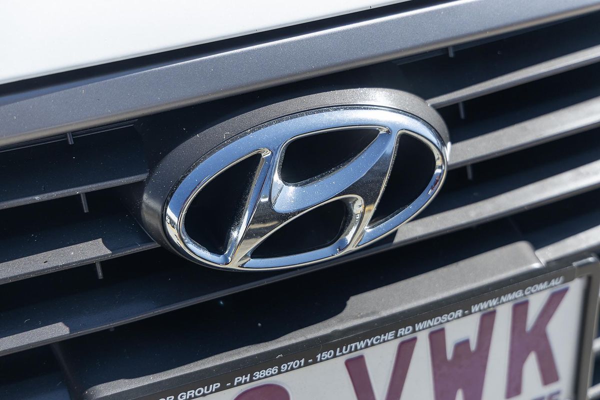 2015 Hyundai Veloster SR Turbo + FS4 Series II