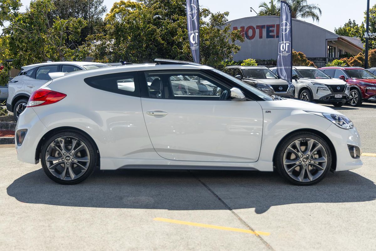 2015 Hyundai Veloster SR Turbo + FS4 Series II