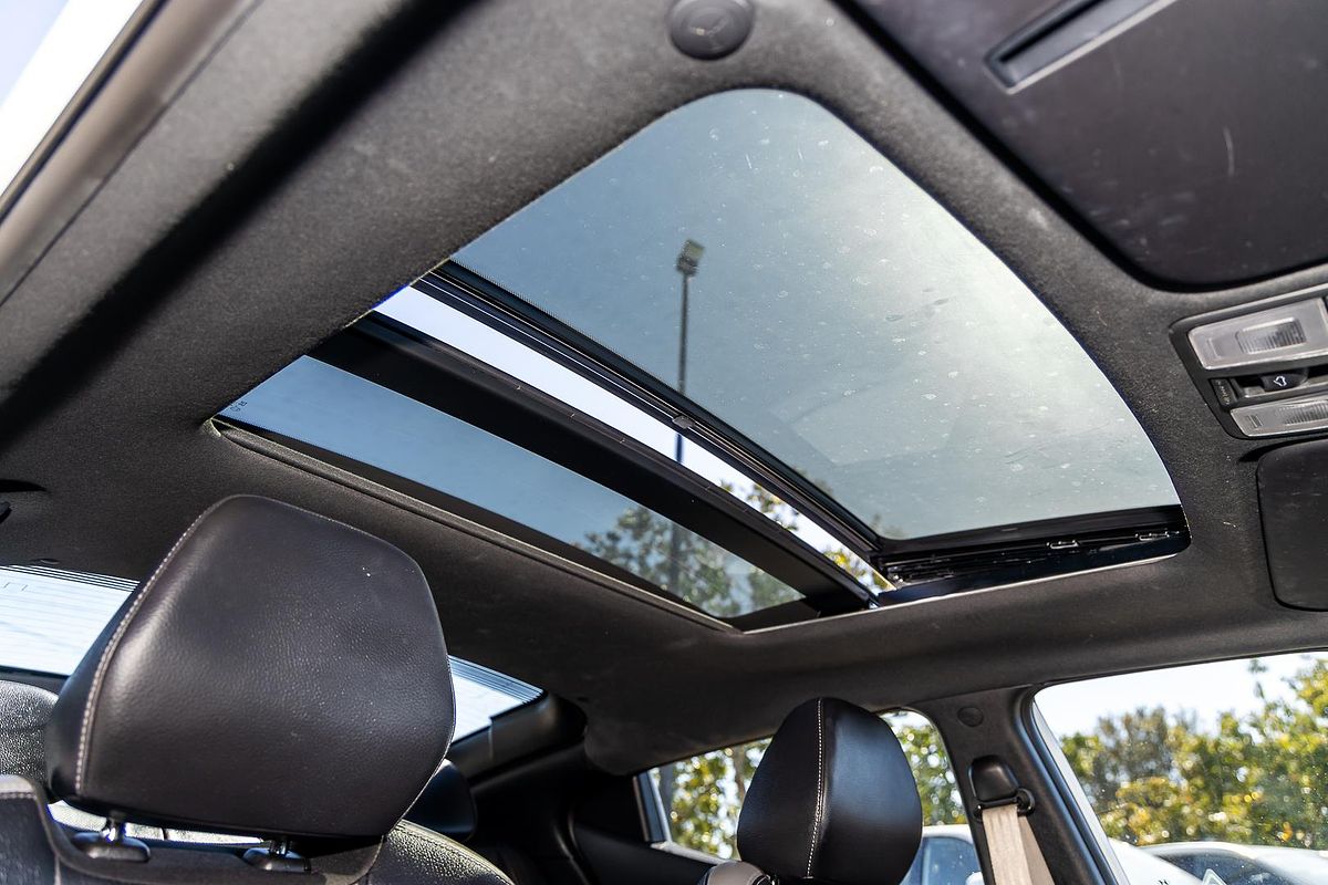 2015 Hyundai Veloster SR Turbo + FS4 Series II