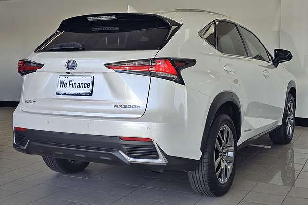 2021 Lexus NX NX300h Luxury AYZ10R