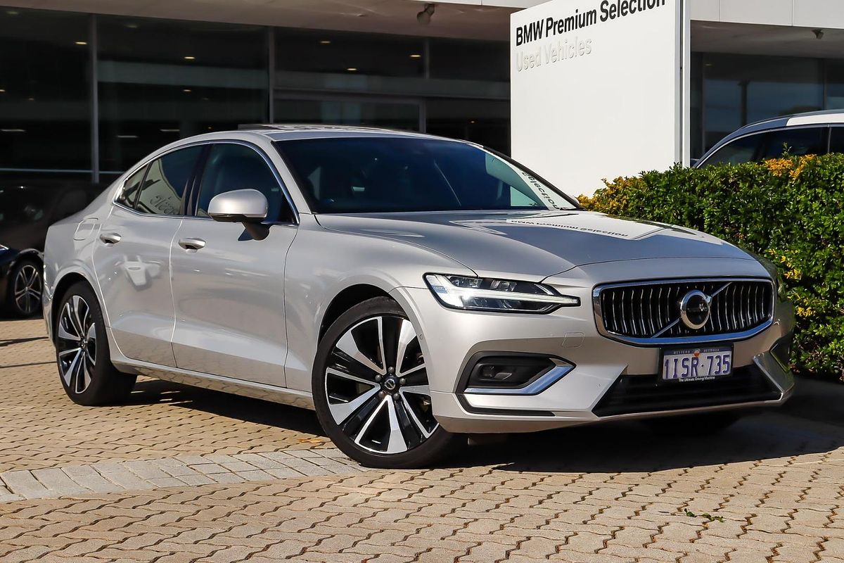 2022 Volvo S60 Ultimate B5 Bright