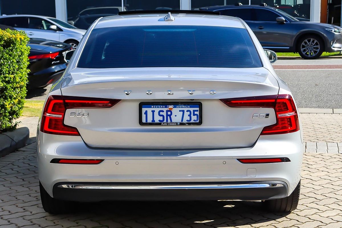 2022 Volvo S60 Ultimate B5 Bright