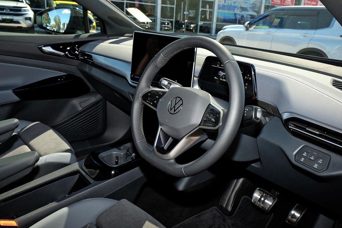 2025 Volkswagen ID.5 Pro E2