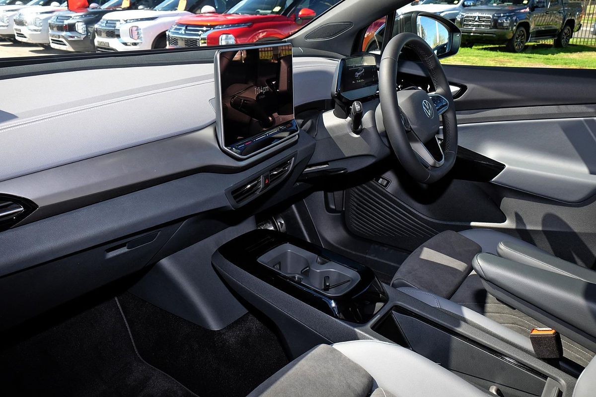 2025 Volkswagen ID.5 Pro E2