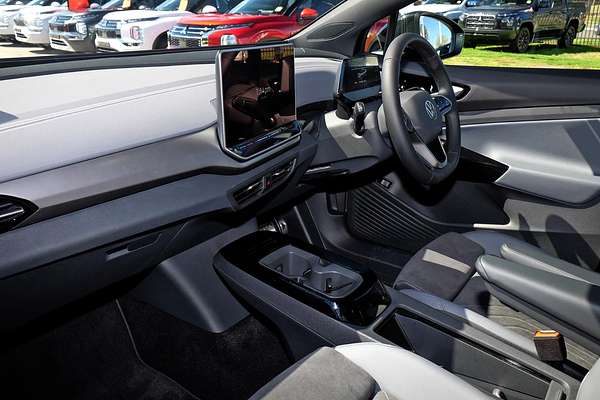 2025 Volkswagen ID.5 Pro E2