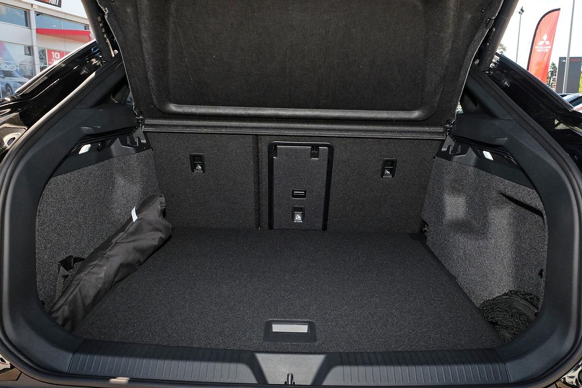2025 Volkswagen ID.5 Pro E2