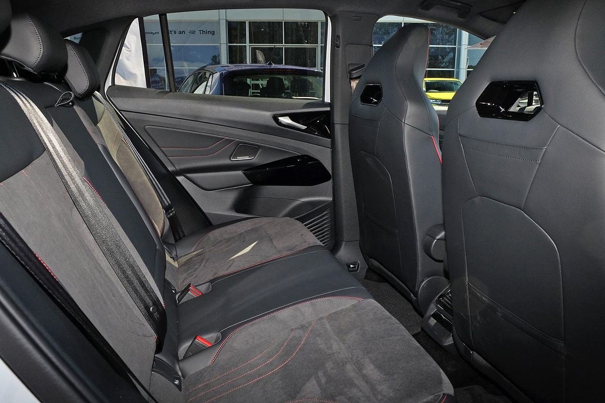 2025 Volkswagen ID.5 GTX E2