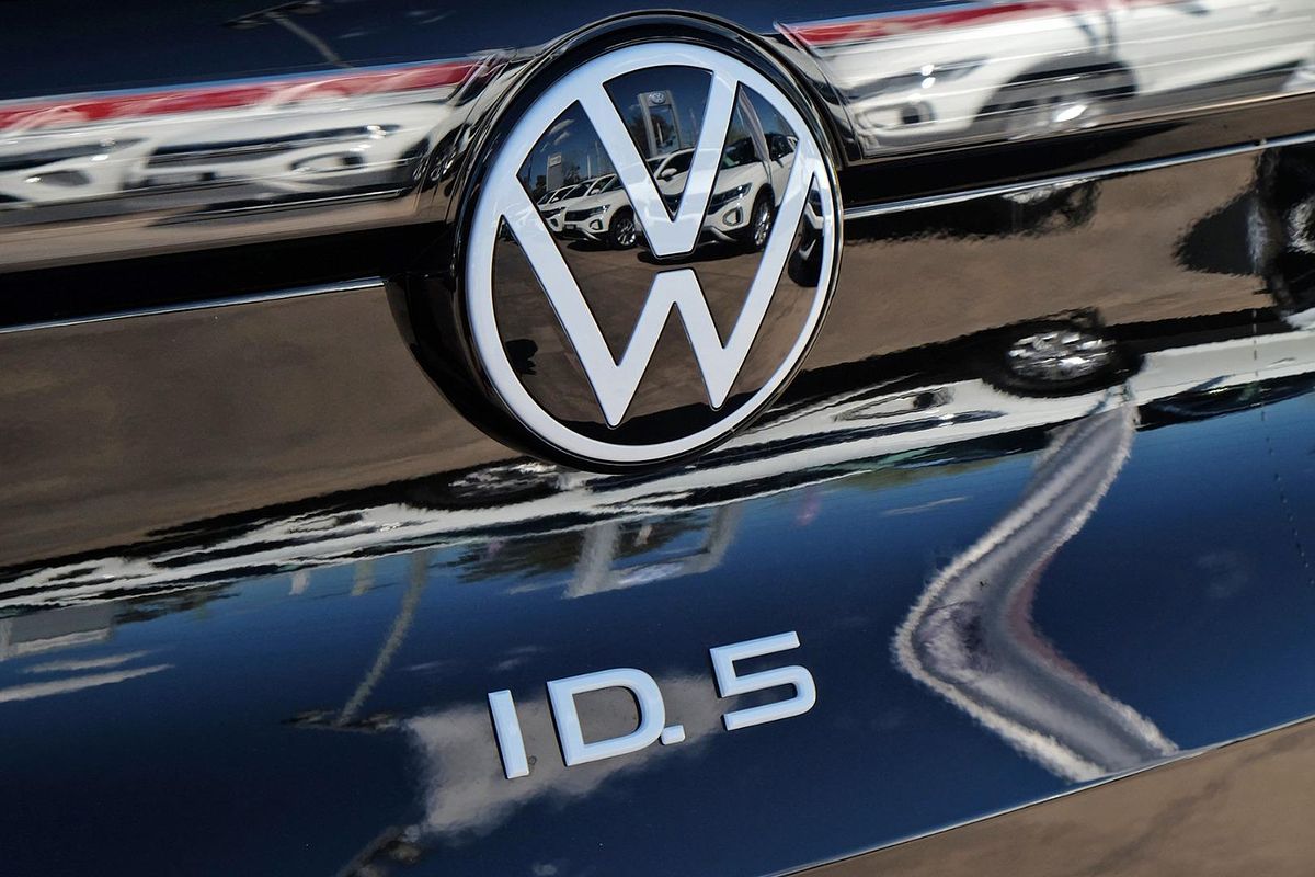 2025 Volkswagen ID.5 Pro E2