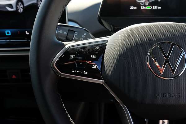 2025 Volkswagen ID.5 Pro E2