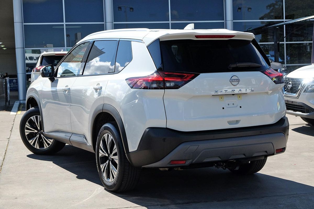 2024 Nissan X-TRAIL ST-L T33