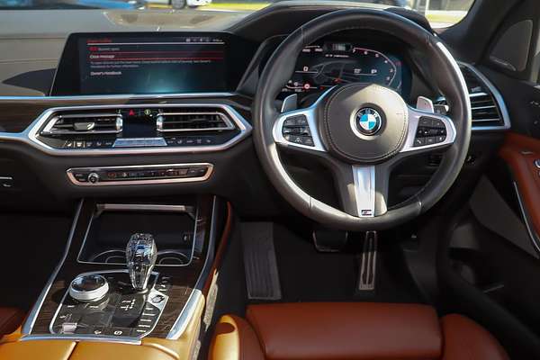 2021 BMW X7 M50i G07