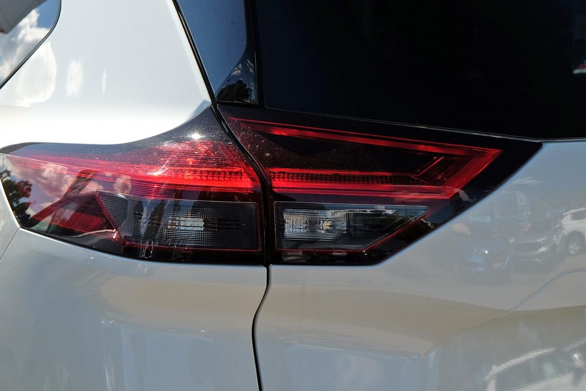 2024 Nissan X-TRAIL ST-L T33