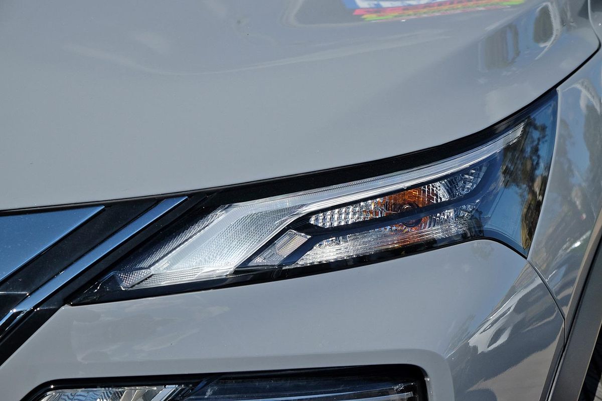 2024 Nissan X-TRAIL ST-L T33