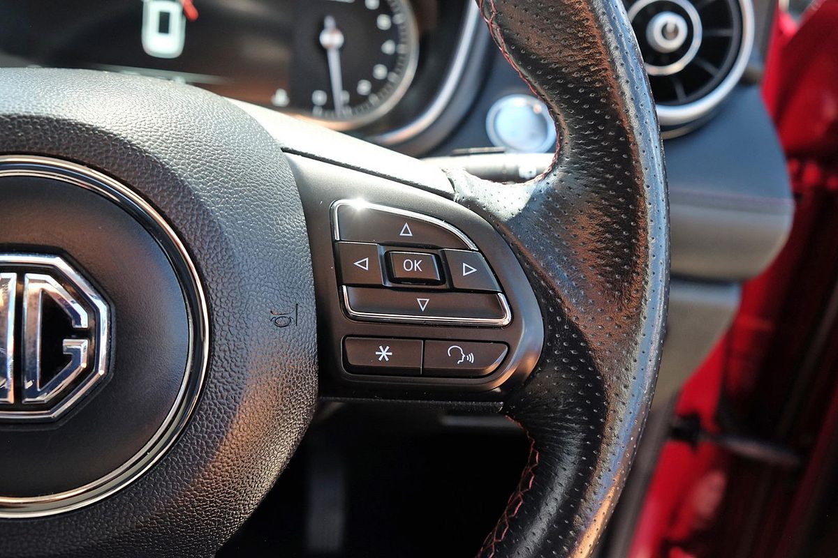 2019 MG HS Vibe SAS23