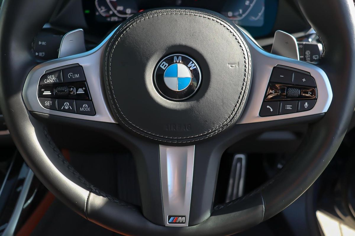 2021 BMW X7 M50i G07
