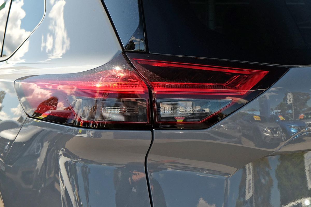 2024 Nissan X-TRAIL ST-L T33