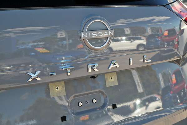 2024 Nissan X-TRAIL ST-L T33
