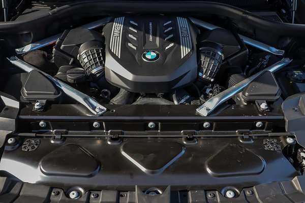 2021 BMW X7 M50i G07
