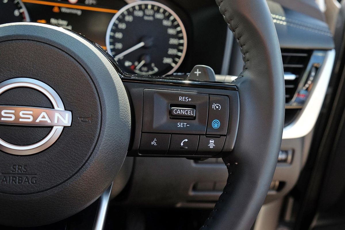 2024 Nissan X-TRAIL ST-L T33