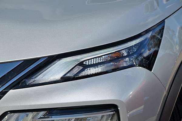 2024 Nissan X-TRAIL ST-L T33
