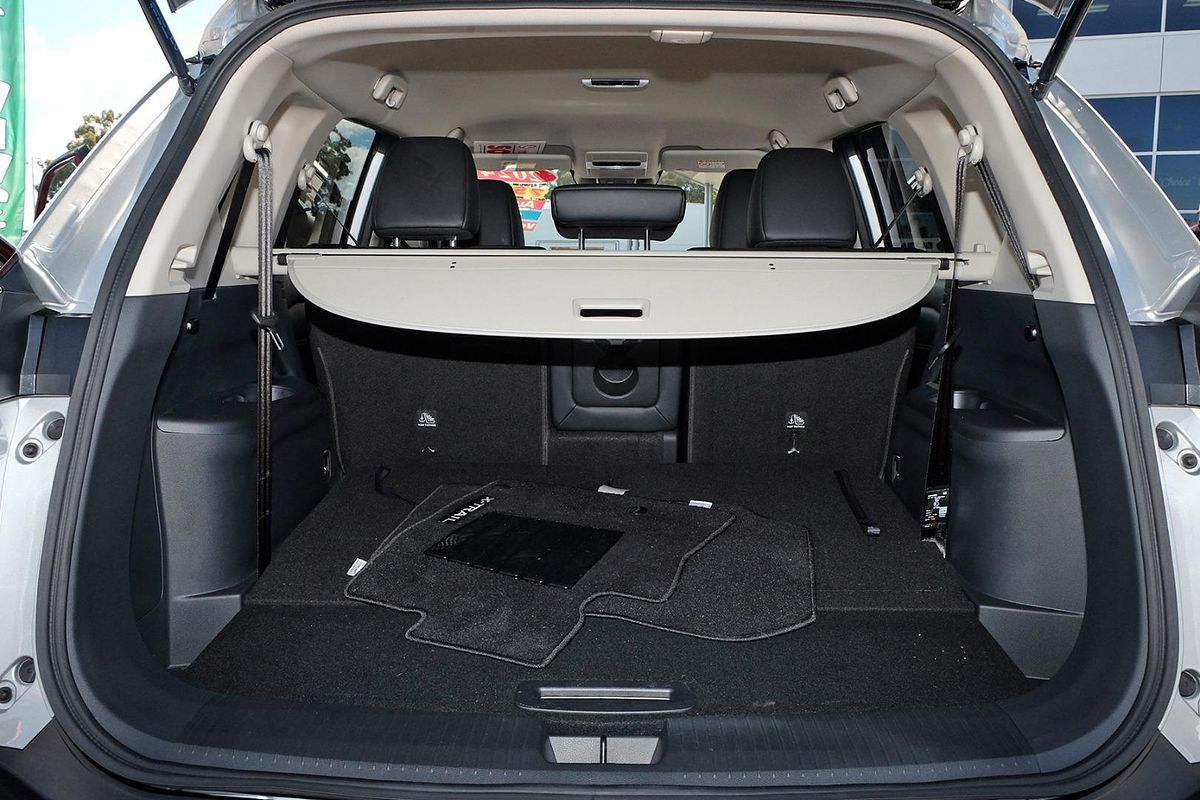 2024 Nissan X-TRAIL ST-L T33