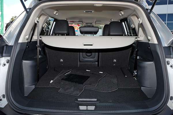 2024 Nissan X-TRAIL ST-L T33