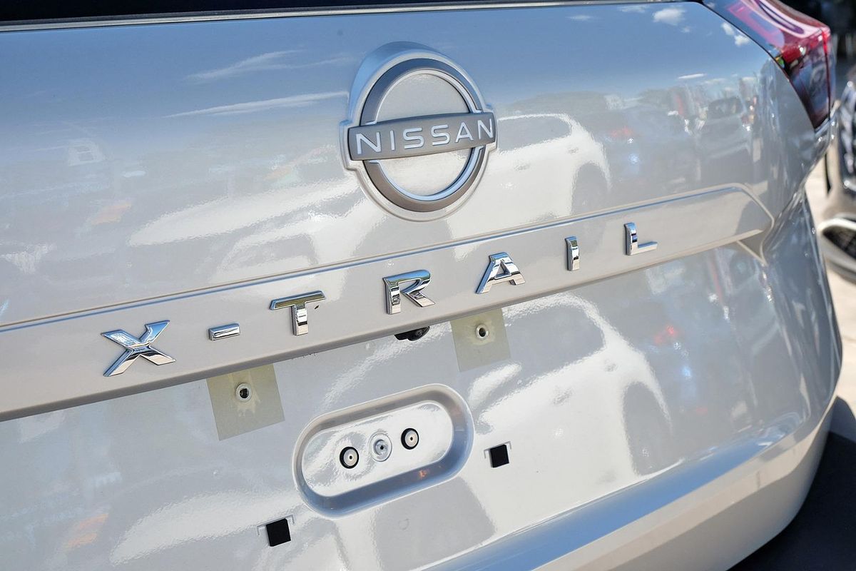 2024 Nissan X-TRAIL ST-L T33